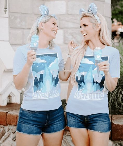 Such a cute Frozen outfit to match with your BFF at Disney! #frozen Frozen Disney Outfits, Movie Postcard, Frozen Kingdom, Disney World Photo Ideas, Arendelle Frozen, Vintage Postcards Travel, Disney World Outfits, Everything Is Blue, Frozen Movie