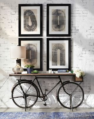 5 incredibly creative ways to repurpose bikes Bicycle Decor, Industrial Interior Design, Decoration Inspiration, Urban Style, Dream Decor, Home Room Design, Mango Wood, Home Deco, Wall Design