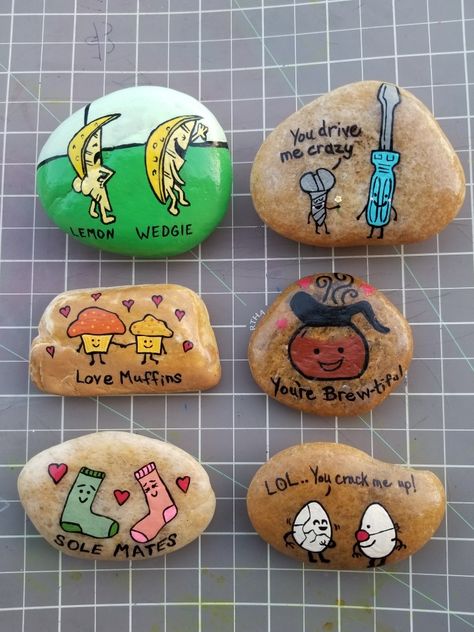 Funny pun painted rocks Rock Painting Gift Ideas, Rock Puns Funny, Funny Rock Art Ideas, Funny Things To Paint On Rocks, Rock Painting Ideas Funny Sayings, Funny Stone Painting, Funny Painted Rock Sayings, Pun Painted Rocks, Funny Rock Art