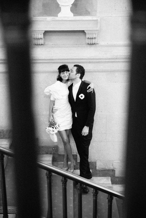 Urban Wedding Photography, Beach Film, Courthouse Wedding Photos, City Wedding Photos, Wedding Mountain, Wedding Portrait Poses, Alys Beach, Modern Wedding Photography, Wedding Picture Poses