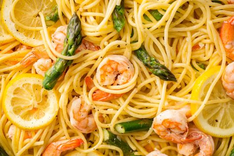 Fish And Asparagus Recipes, Fish And Asparagus, Asparagus Spaghetti, Asparagus Pasta Recipes, Shrimp Asparagus, Prawn Pasta, Asparagus Dishes, Asparagus Recipes, Asparagus Pasta