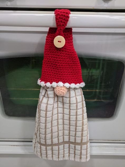 Cute Gnome Towel topper crochet pattern! Gnome Towel Topper, Crochet Christmas Gnome, Crochet Towel Topper, Crochet Gnome, Holiday Kitchen Decor, Crochet Towel, Crochet Christmas Decorations, Crochet Kitchen, Holiday Crochet