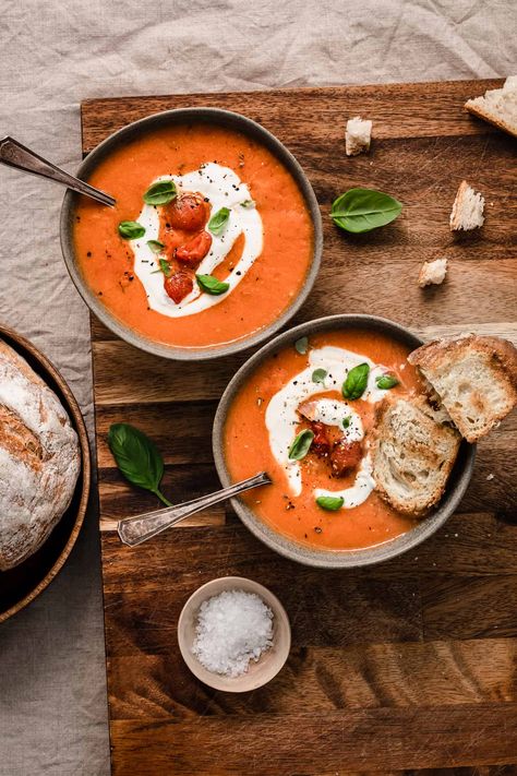 Soup Photography, Vegan Tomato Soup, Crowded Kitchen, Cream Of Tomato Soup, Winter Soup Recipe, Vegan Grilling, Roasted Tomato Soup, Creamy Tomato Soup, Healthy Comfort