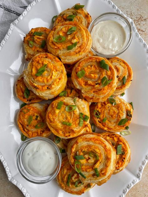 Buffalo Chicken Pinwheels - Thechowdown Pinwheel Recipes Easy, Air Fryer Puff Pastry Recipes, Easy Pinwheel Recipes, Buffalo Chicken Pinwheels, Easy Buffalo Chicken Dip, Buffalo Chicken Rolls, Chicken And Pastry, Puff Pastry Pinwheels, Chicken Pinwheels