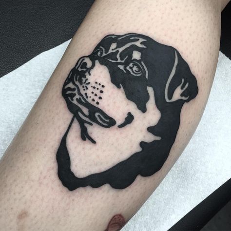 Rottweiler Tattoo Design, Traditional Rottweiler Tattoo, Blackwork Dog Tattoo, Rottweiler Tattoo For Women, Black Dog Tattoo, Traditional Dog Tattoo, Rottweiler Tattoo, Pony Boy, Tattoos 2024