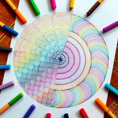 Zentangle Color, Inspired Drawings, Mandala Drawings, Sharpie Drawings, Hands Drawing, Easy Mandala Drawing, Mandala Art Therapy, Geometric Pattern Art, Pen Art Drawings