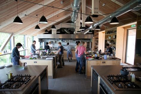 Our new Chefs' School Was here for River Cottage Seaside Foraging, so fun! Cooking School Interior, Cooking School Design, Cooking School Kitchen, Commissary Kitchen, Baking Room, Cottage Seaside, Kitchen Workshop, Community Kitchen, School Kitchen