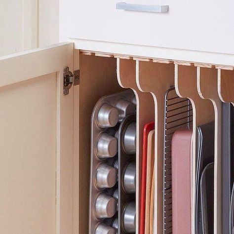 Front Products on Instagram: "How useful would this be in your kitchen?😱⠀⠀⠀⠀ ⠀⠀ Those big items require creative storage solutions! These dividers are perfect to hold platters and serving trays in place!😍⠀⠀⠀⠀ ⠀⠀ 💡Hey guys, if you liked this post tap that save button on the right corner to file it away for future!⁠ ➖➖➖➖➖➖➖➖➖⁠ ⚠️This is an inspirational post, items not available for sale ⠀⠀⁠ Follow us @frontproducts for more new ideas! ⠀⁠ ➖➖➖➖➖➖➖➖➖ 📸All rights and credits to the respective own Kitchen Storage Ideas, Studio Kitchen, Cabinet Ideas, Kitchen Cabinet Organization, Wooden Utensils, Smart Solutions, Cabinets Organization, False Ceiling, Natural Sweeteners