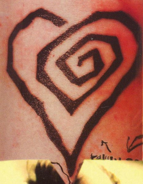 Marilyn Manson's Heart Tatt. I will have this one day<3 Marilyn Manson Tattoo, Tattoo Website, Spiral Tattoos, Twisted Heart, Spiral Shape, Marilyn Manson, Doodle Art Designs, Tattoo Images, Heart Tattoo