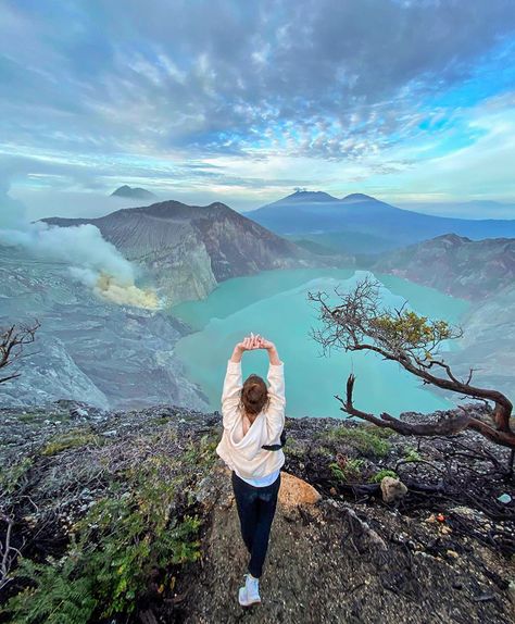 Design Kantor, Foto Outdoor, Ijen Volcano, Kawah Ijen, 2024 Manifestation, Mount Bromo, Bali Travel Guide, East Java, Pose Idea