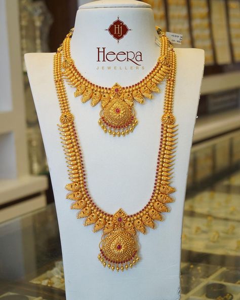 Rani Haram Designs Gold Latest, 40 Grams Gold Haram Designs, Haram Designs Gold Latest Long, Long Chain Designs Gold, 40grams Gold Haram, Kaasu Mala, Gold Wedding Jewelry Necklace, Moms Necklace, Long Necklace Designs