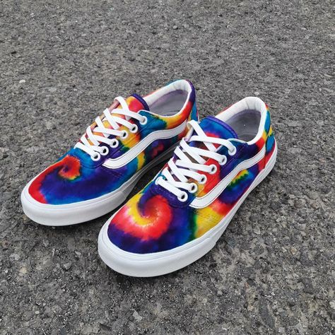 School Ties, Vans Old School, Custom Sneakers, Hoka Running Shoes, Old School, Running Shoes, Tie Dye, Dye, Running