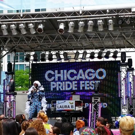 Chicago Pride 2015 --Pride, LGBTQ, Chicago blogger, summer, festivals, Chicago festivals Chicago Pride, Summer Festivals, Windy City, Graduate School, Written By, Chicago, Blog Posts, Blogger, Festival