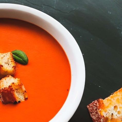 Copycat Campbells Tomato Soup, Campbells Tomato Soup, Tomato Rice Soup, Campbell's Tomato Soup, Grilled Cheese Croutons, Cream Of Tomato, Cheese Croutons, Cream Of Tomato Soup, Tomato Rice