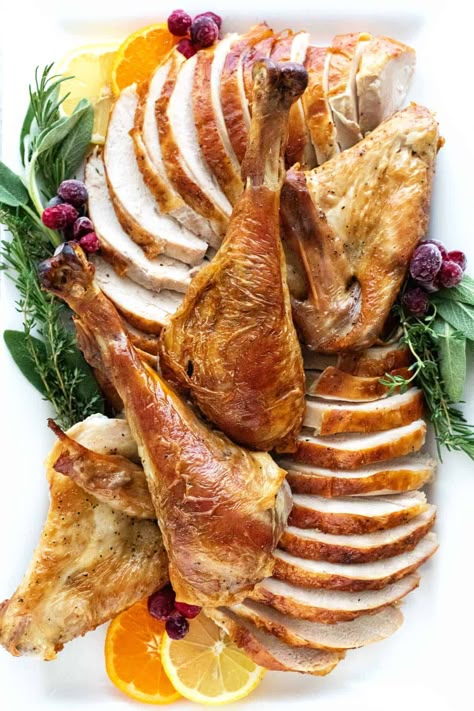 After spending hours cooking your Thanksgiving Day meal, learn how to carve a turkey, making it easier to serve your hungry guests. #thanksgiving #turkeycarving #howto Best Roasted Turkey, Paleo Roast, The Salty Marshmallow, Salty Marshmallow, Carving A Turkey, Herb Roasted Turkey, Roast Turkey Recipes, Good Roasts, Easy Turkey