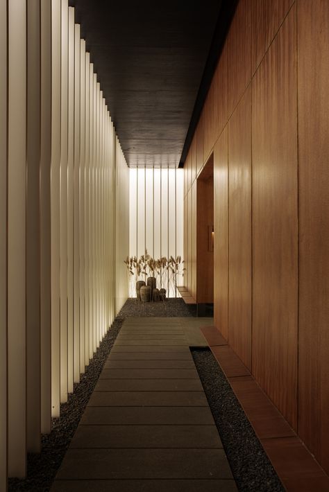 Gallery of Meditation Hall / HIL Architects - 27 Meditation Hall, Zen Mode, Meditation Rooms, Spa Interior, Meditation Center, Timber Panelling, Spa Design, Chinese Architecture, Meditation Space