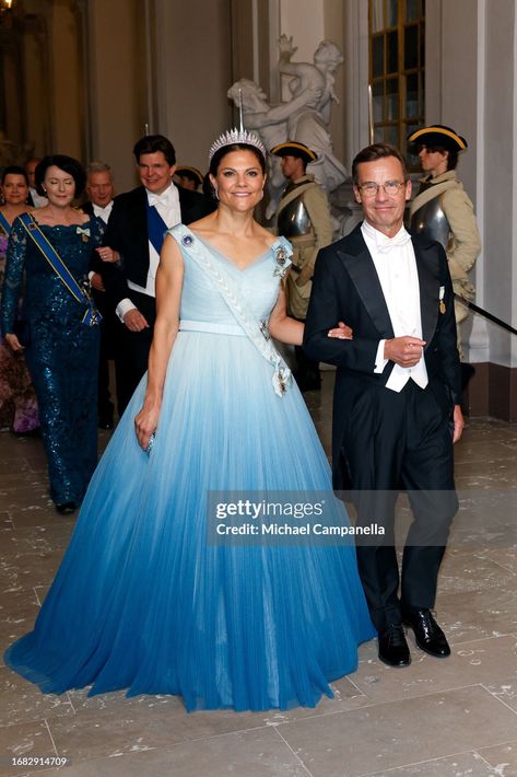 Crown Princess Victoria Sweden Style, Kroonprinses Victoria, Kroonprinses Mary, Golden Gown, Victoria Prince, Princess Sofia Of Sweden, Victoria Of Sweden, Golden Jubilee, Princess Victoria Of Sweden