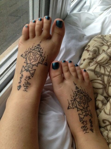 Bending tattoos Bending Tattoos, Mens Arrow Tattoo, Arrow Tattoos For Women, Cute Ankle Tattoos, Atla Tattoo, Avatar Tattoo, Diy Tattoo Permanent, Ankle Tattoo Designs, Ankle Tattoos For Women