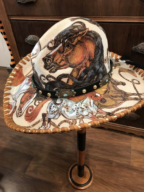 Painted Cowboy Hats, Burning Hats, Country Cakes, Cowgirl Hats Western, Jordan Hats, Custom Cowboy Hats, Hats Western, Painted Hats, Western Hats