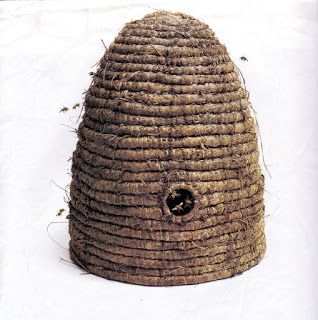 Bee Skep House, Sailing Style, Bee Skeps, Humble Bee, Raising Bees, Buzzy Bee, Bee Skep, I Love Bees, Bee Boxes