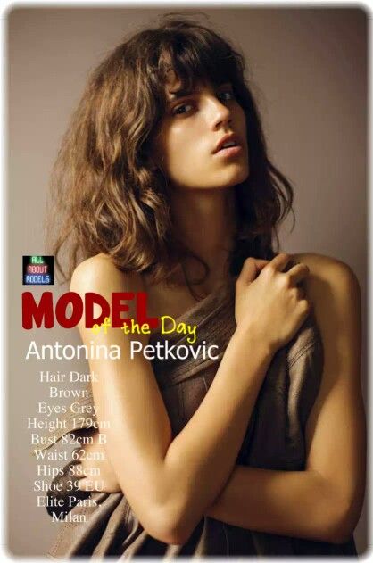 Antonia petkovic Freja Beha, Freja Beha Erichsen, Dark Brown Eyes, Brown Eyes, Beauty Inspiration, Face Claims, Dark Hair, Bangs, Most Beautiful