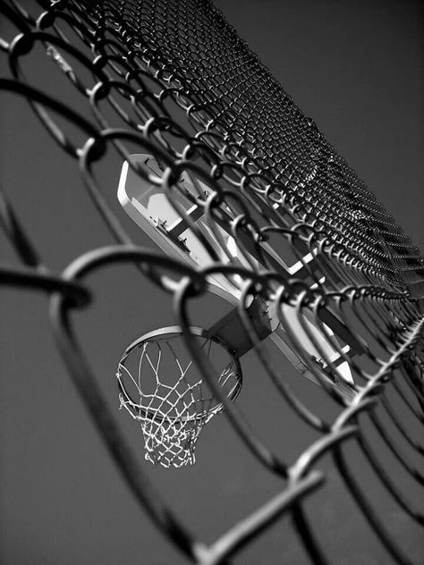 Cool Basketball Wallpapers, Basketball Rim, Basketball Background, Basketball Highlights, Bola Basket, Basketball Shooting, Cool Pictures For Wallpaper, Basketball Net, Basketball Posters