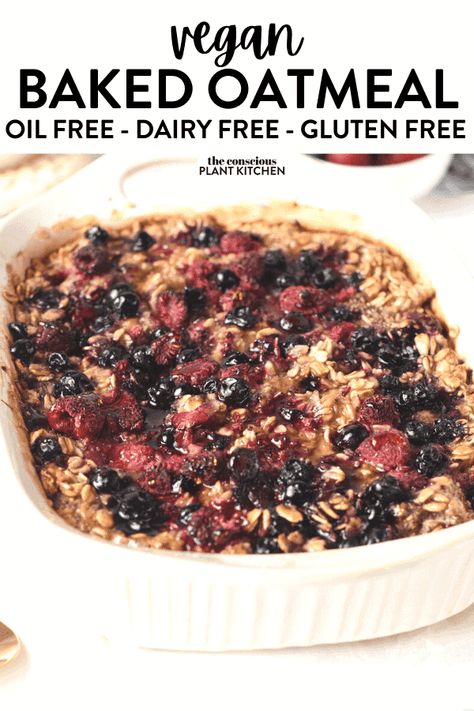 This Vegan Baked Oatmeal is an easy breakfast perfect to feed a crowd on the weekend or to meal prep a week of healthy breakfast. Week Of Healthy Breakfast, Baked Oatmeal Recipes Healthy, Blueberry Oatmeal Cookies, Vegan Baked Oatmeal, Blueberry Oatmeal Bake, What Is Healthy Food, Healthy Oatmeal Breakfast, Breakfast Oatmeal Recipes, Vegan Breakfast Easy