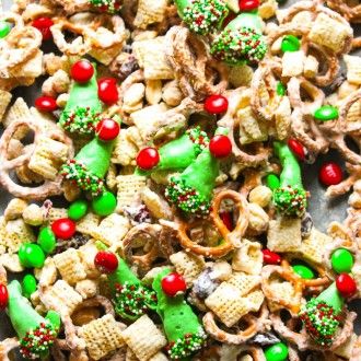 The Best Fruit Dip Ever - Layers of Happiness Southern Baked Beans, Treats For Santa, Party Mix Snacks, Chex Mix Christmas, Elf Party, Chocolate Chex, Apple Crumb Cakes, Easy Holiday Treats, Chex Mix Recipes