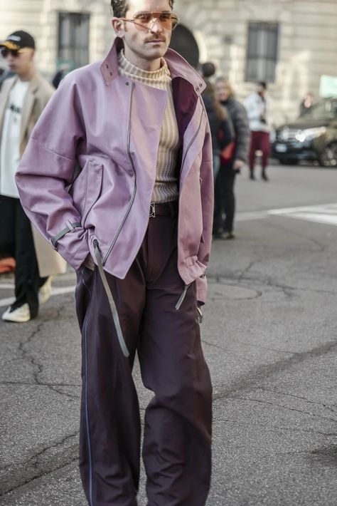 The Best Street Style from Milan Fashion Week | GQ Rare Designer Clothes, Mens Purple Outfit, Purple Fashion Outfit, Men Street Look, Milan Fashion Week Men, Vampire Diary, Small Potatoes, Rare Crystals, Fit Pics