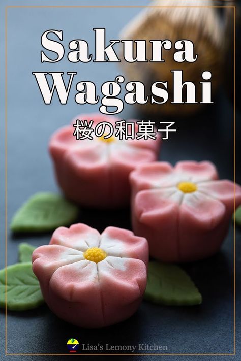 Vegan Mooncakes, Japanese Dessert Aesthetic, Anpan Recipe, Sakura Food, Sakura Party, Making Mochi, Wagashi Recipe, Japanese Appetizers, Japanese Dessert Recipes