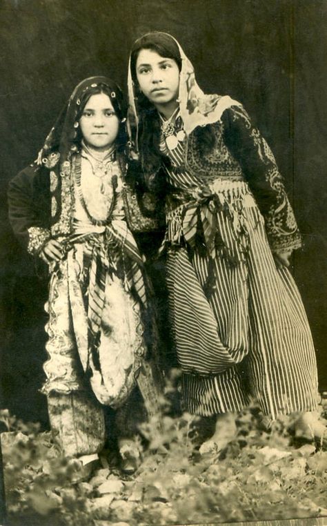 These lovely photos were taken at studios in Istanbul. They show Turkish women portraits from between the 1920s to 1930s. ... Armenian Clothing, Women In Iran, Iran Pictures, Portrait Vintage, Folk Dresses, Vintage Portraits, Folk Costume, Beirut, Mode Vintage