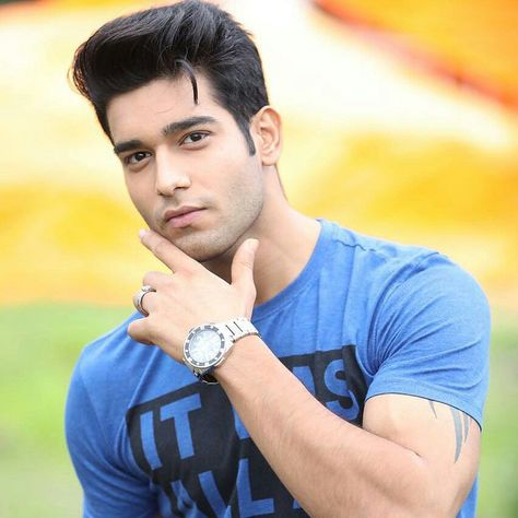 Abhishek Malik Abhishek Malik, Stylish Boys, Tv Actors, Girly Images, Black Screen, Long Day, Boy Art, Game On, Tv Stars