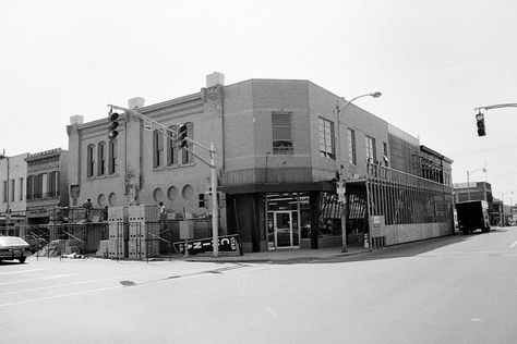 Star China on 9th and Main. Anderson, Indiana Anderson Indiana, Robins Nest, Madison County, Home Again, Robins, Best Memories, Small Towns, Indiana, Street View