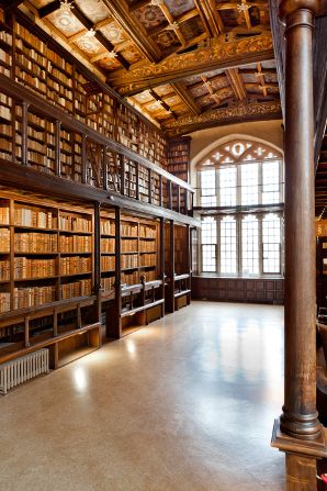 Bodleian Library, Oxford Oxford Aesthetic, Library Oxford, Magical Library, Beautiful Libraries, Souls Trilogy, Bodleian Library, Castle Interior, Oxford Uk, English Architecture