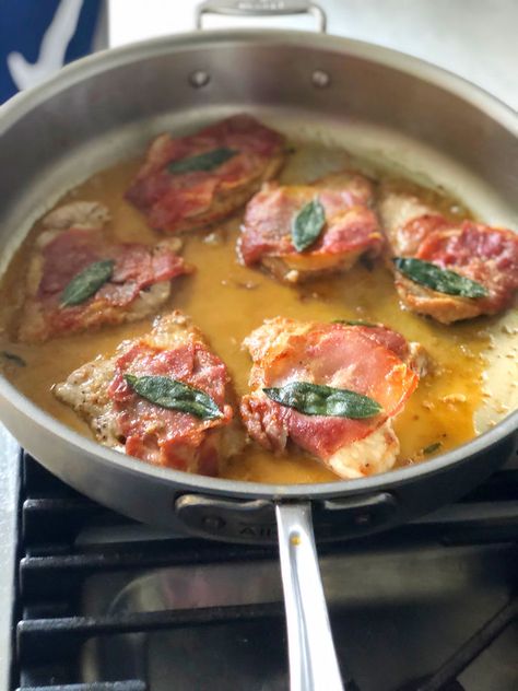 Saltimbocca Veal, Veal Cutlet Recipes, Veal Chop Recipes, Veal Dishes, Osso Buco Recipe, Veal Saltimbocca, Chef Ramsey, Saltimbocca Recipe, Cultural Foods