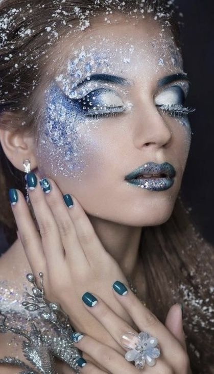 Ice Witch Makeup, Winter Fairy Makeup, Jack Frost Makeup, Ice Queen Aesthetic, Winter Fairy Costume, Snow Makeup, Ice Makeup, Frozen Makeup, Ice Queen Costume