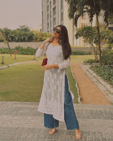 Casual Indian Outfits, Casual Indian Fashion, Desi Fashion Casual, Salwar Kamiz, Traditional Indian Outfits, Everyday Fashion Outfits, Simple Pakistani Dresses, Casual Day Outfits, Designer Dresses Casual