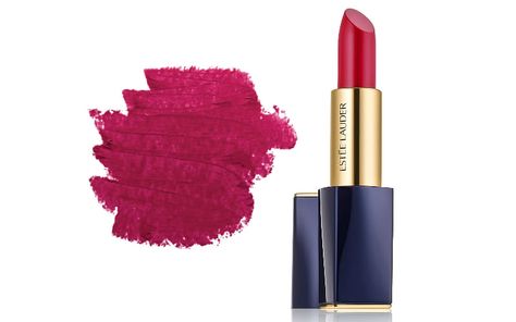 10 raspberry lipsticks that are flattering for every skin tone - Her World Singapore Boysen Berry Color, Raspberry Red Lipstick, Bright Winter Lipstick Colors, Cool Tone Lipstick Colors, Cool Summer Lipstick, Raspberry Lip Color, Winter Lipstick Colors, Raspberry Lipstick, Lipstick Colours