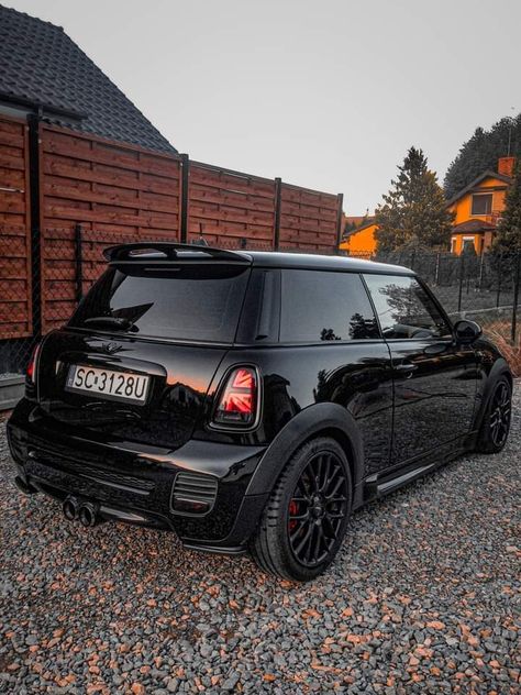 Mini Cooper Tuning, Black Mini Cooper, Mini Cooper Sport, Mini Cooper R56, Cooper Car, Mini Cooper Classic, Emoji For Instagram, Mini One, Mini Cooper S