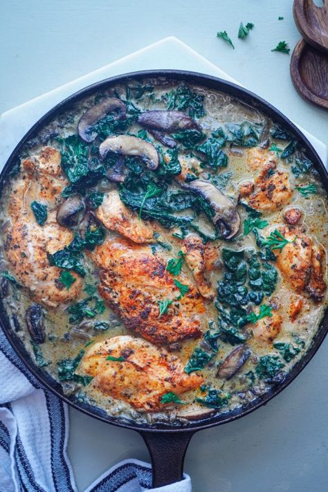 Healthy Tuscan Chicken, Chicken And Kale Recipes, Buttery Rice, Creamed Kale, Chicken Kale, Kale Pasta, Tuscan Chicken, Kale Recipes, Cook Chicken Breast