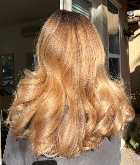 Copper Blonde Straight Hair, Light Honey Copper Hair, Bright Golden Blonde Hair Balayage, Orangish Blonde Hair, Ginger Hair Dyed Blonde, Sunlit Honey Blonde Hair, Neutral Strawberry Blonde Hair, Strawberry Blonde Glaze Hair, Lemon Honey Hair Color