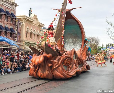 Disneyland Opening Day, Disney Doors, Fantastic Architecture, Parade Design, Disney Parade, Princess Parties, Disney Imagineering, Disney Dreams, Disney Vintage