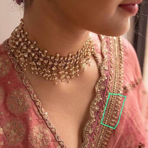 Saree Blouse Design, Antique Jewellery Designs, Jewelry Set Design, Fancy Jewellery Designs, Antique Bridal Jewelry, Indian Jewellery Design Earrings, Indian Jewellery Design, Indian Jewelry Sets, Bridal Gold Jewellery Designs