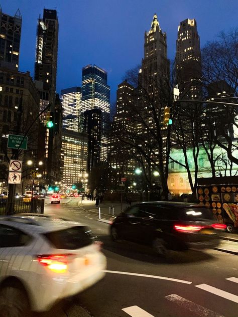 Usa Aesthetic, City View Night, Night In New York, City Life Aesthetic, New York City Night, New York Vibes, Nyc Night, New York Night, Nyc Summer