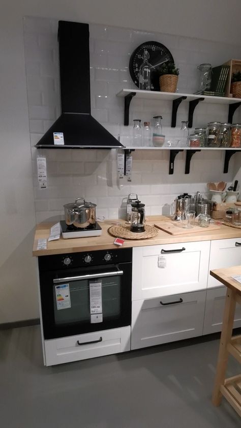 Sävedal IKEA Kitchen design Ideas. Small Kitchen inspiration. Filmed by Mauritz Interior & Design at IKEA Sofia, Bulgaria. Ikea Small Kitchen, Small Kitchen Set, Ikea Kitchen Inspiration, Small Kitchen Inspiration, White Ikea Kitchen, Plywood Kitchen, Ideas Small Kitchen, Ikea Kitchen Design, Kitchen Set Up