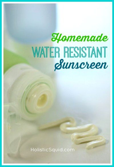 Homemade Sunscreen - Water Resistant and Super Easy to Make - Holistic Squid Diy Waterproof Sunscreen, Sunscreen Recipe, Waterproof Sunscreen, Diy Lotion, Sun Screen, Liquid Oil, Homemade Lotion, Homemade Beauty, Natural Sunscreen