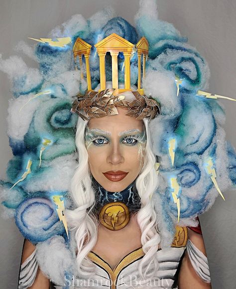 Zeus Greek God mythology cosplay make up and body paint. Head piece is a shamrock beauty original Zeus Makeup, Greek God Makeup, Zeus Cosplay, Greek Mythology Makeup, Mythology Cosplay, God Makeup, Greek God Mythology, Zeus Greek God, God Mythology