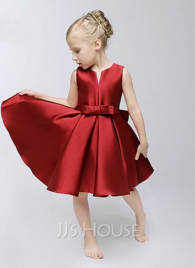 A-Line/Princess Short/Mini Flower Girl Dress - Satin Sleeveless V-neck With Bow(s) (010092121) - JJ's House Flower Girl Dresses Simple, Flower Girl Dresses Champagne, Delicate Gown, Mom Daughter Outfits, Satin Flower Girl Dress, Short Satin