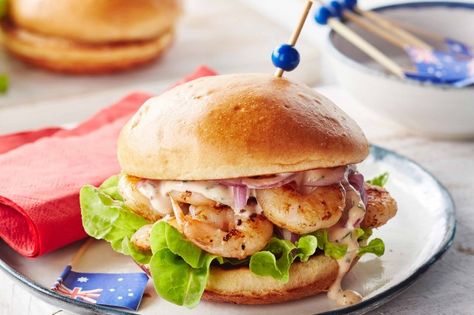 Barbecued prawn cocktail burgers Delicious Burger Recipes, Barbecue Shrimp, Prawn Cocktail, Burger Sliders, Prawn Recipes, Australian Food, Summer Christmas, Shrimp Cocktail, Brioche Buns