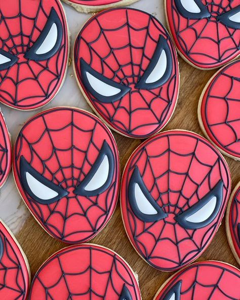 Alyssa Valdegas🌸 on Instagram: "Spider-Man🕸 . . . . #spidermancookies #marvelcookies #birthdayboycookies #5thbirthdaycookies #customcookies #decoratedcookies #cookiedecorating #royalicingcookies #cookieart #sugarcookiesofinstagram #spiderman #spidermanparty #ctcookies #ctbaker #cookiesofct #ctparties" Venom Cookies Decorated, Spider Man Cookies Boy Birthday, Spider Man Cookies Decorated, Spider-man Cookies, Spiderman Cookies Decorated, Spider-man Cupcakes, Spiderman Sugar Cookies, Spider Man Cookies, Spiderman Cookies